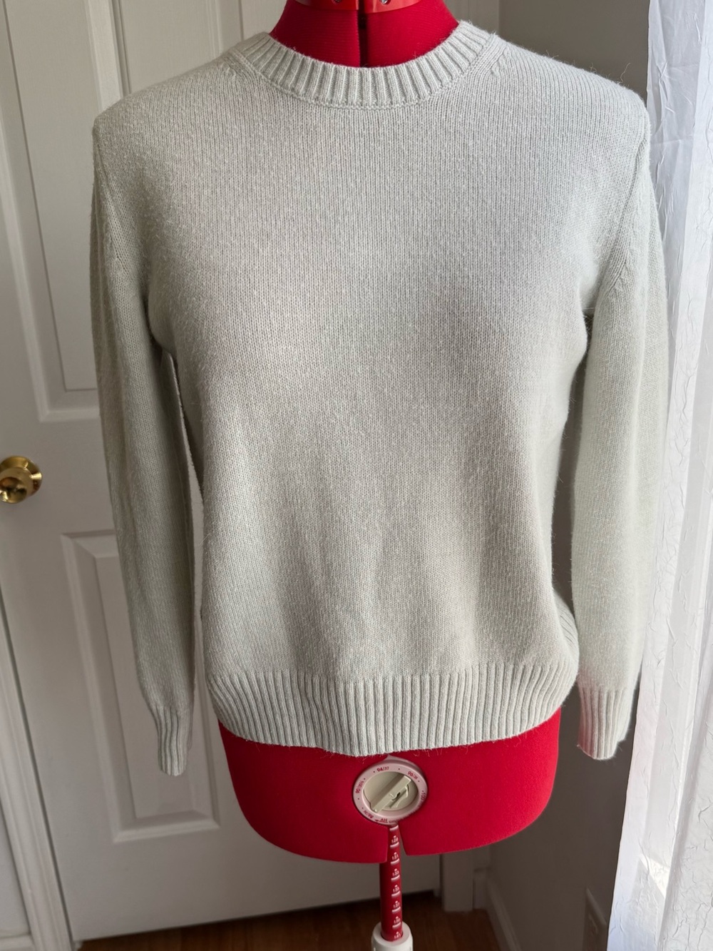 Banana Republic Women’s Crewneck Sweater; Off White